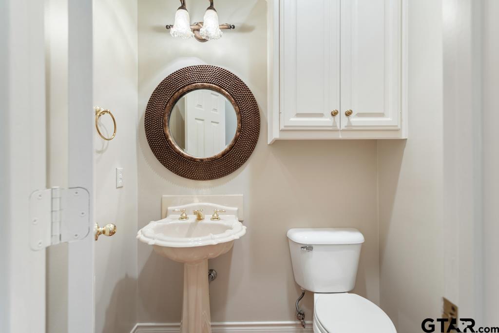 3103 Lakepine Circle Tyler, TX 75707 - Photo 21 of 48