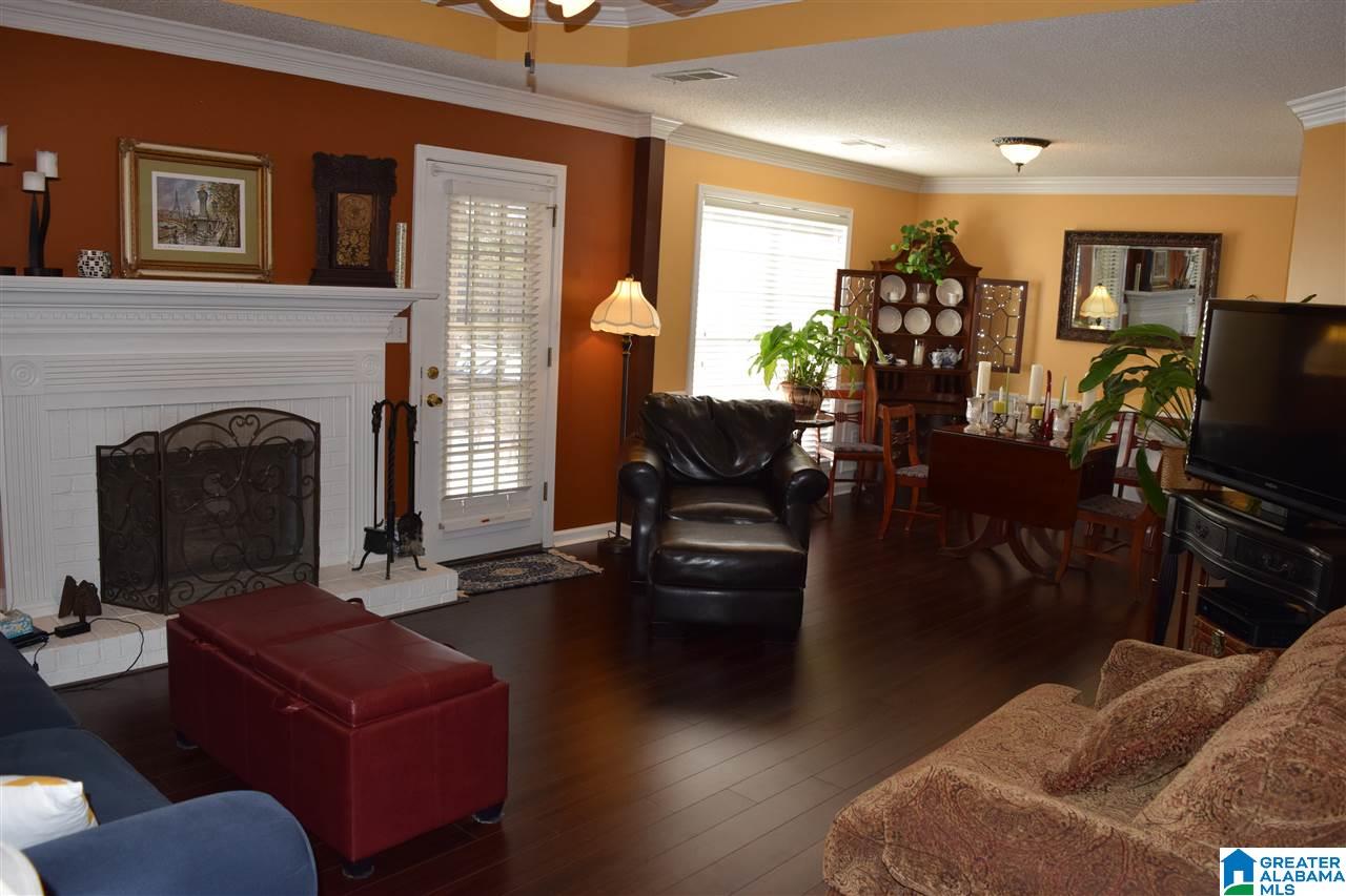 101 Greenfield Lane Alabaster, AL 35007 - Photo 6 of 35