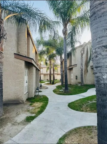 $299,000 | 936 Fairway Drive, Unit 29, Colton, CA 92324