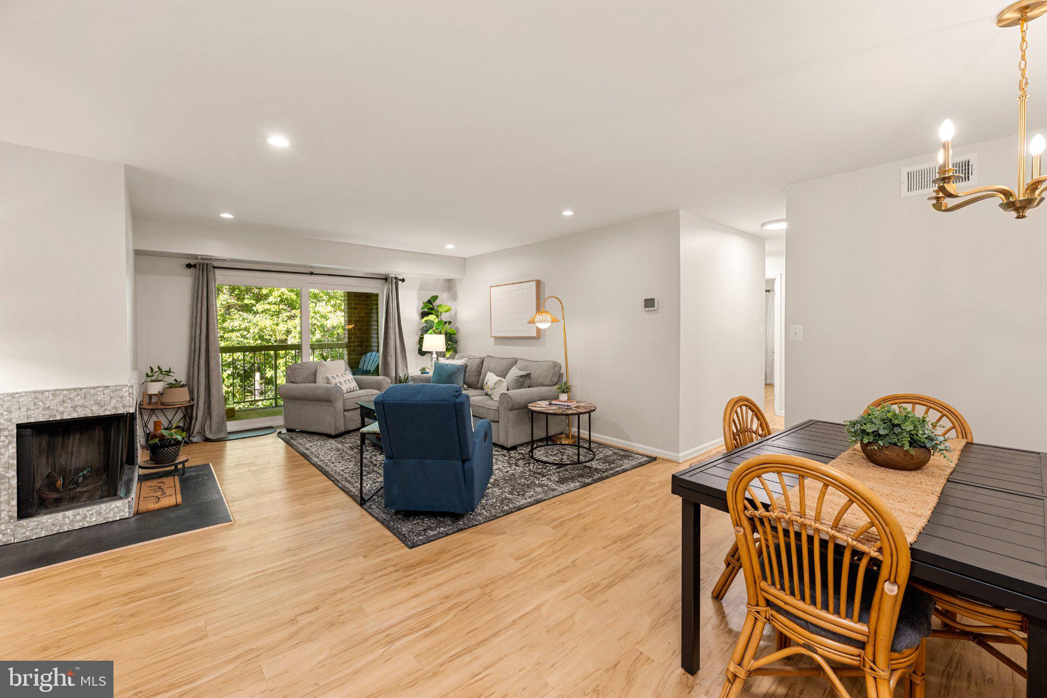 5809 Cove Landing Road, Unit 303 Burke, VA 22015 - Photo 26 of 27 Spacious Open Floorplan