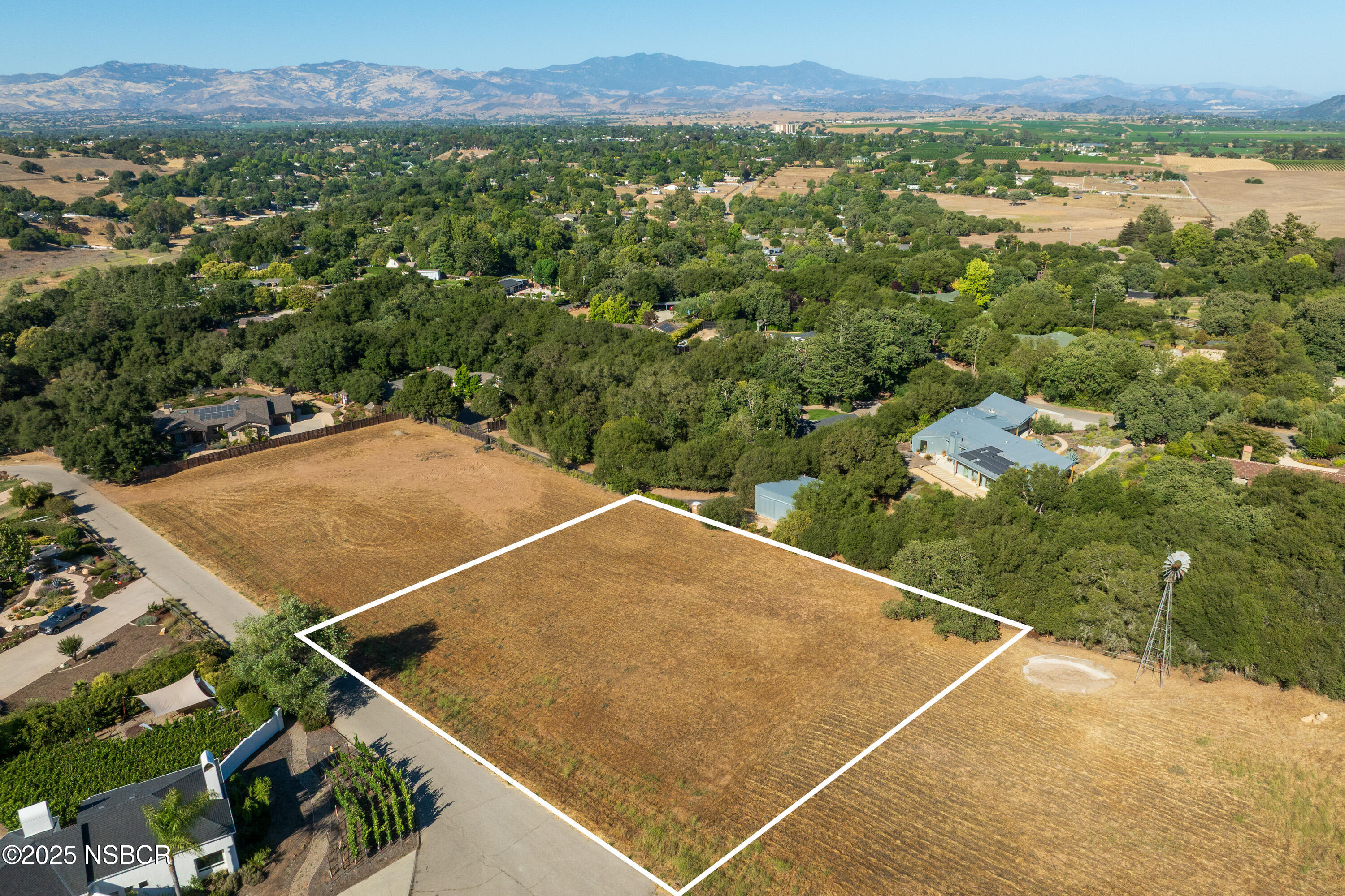 2210 Hill Haven Road Solvang, CA 93463 - Photo 4 of 8 2210 Hill Haven Web-11