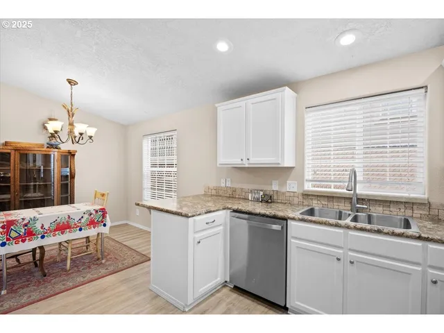 $119,000 | 145 Samantha Way, Canyonville, OR 97417