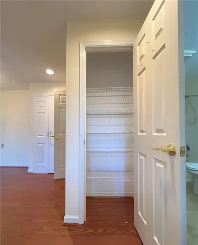 a view of a livingroom and dining room