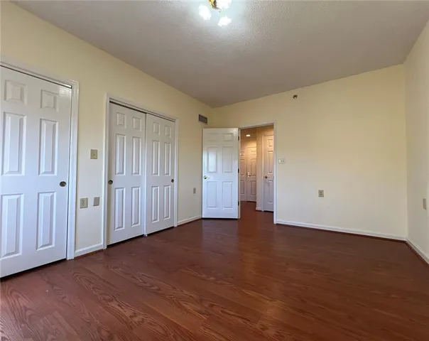$215,000 | 1800 Clairmont Lake, Unit 711, Decatur, GA 30033