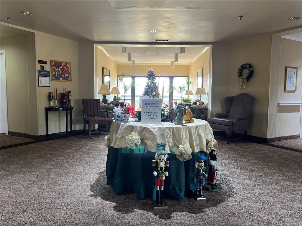 1800 Clairmont Lake, Unit 711 Decatur, GA 30033 - Photo 28 of 40 a bed room with a bed and a large window