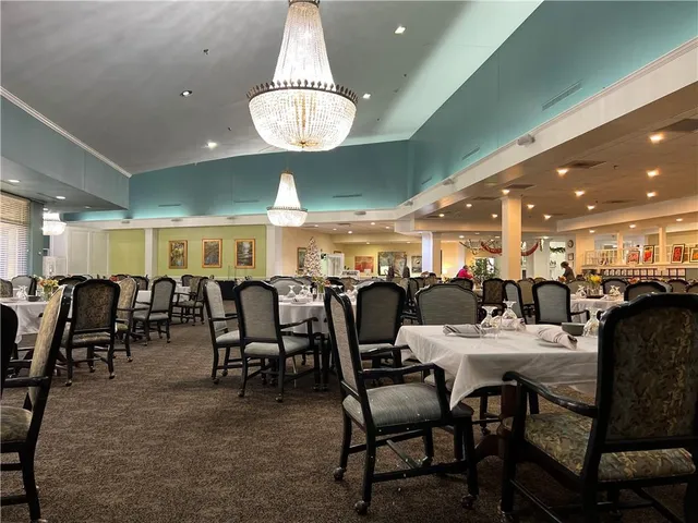 $215,000 | 1800 Clairmont Lake, Unit 711, Decatur, GA 30033