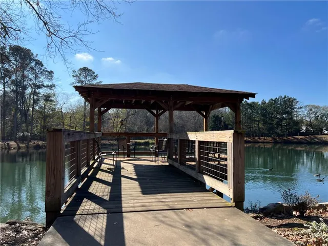 $215,000 | 1800 Clairmont Lake, Unit 711, Decatur, GA 30033