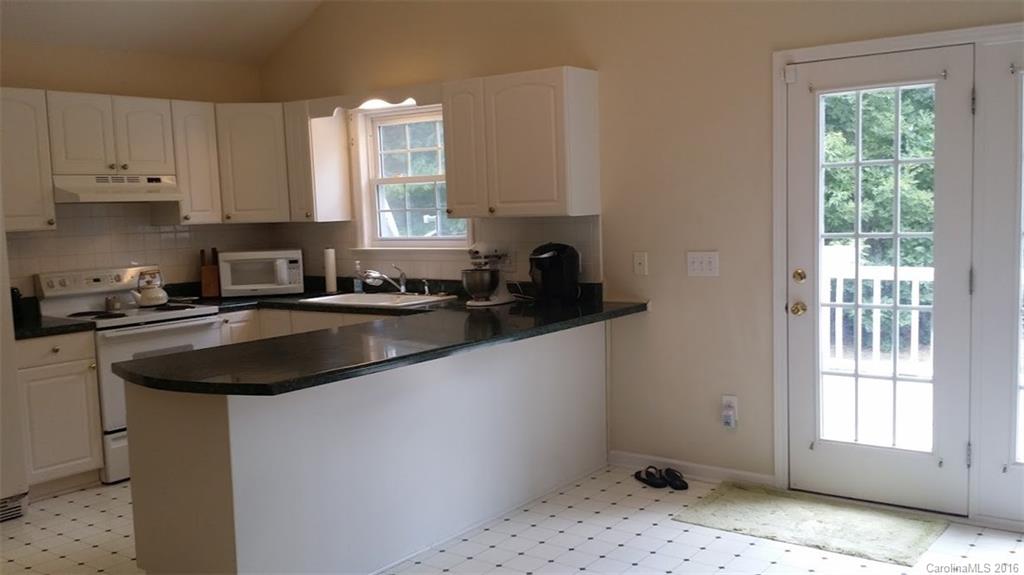 1691 Hwy 55 Road West Clover, SC 29710 - Photo 11 of 17