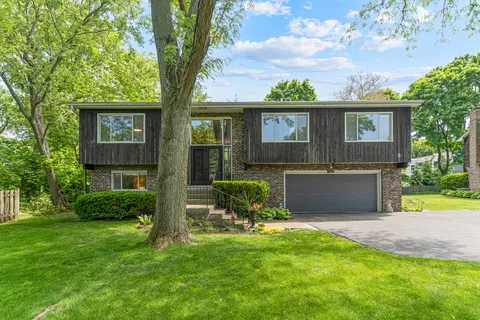 $795,000 | 460 Hazel Avenue, Highland Park, IL 60035