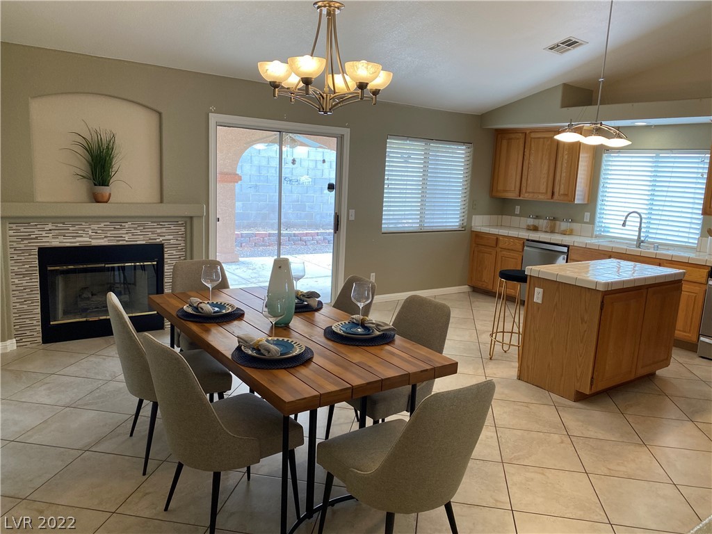237 Walden Ridge Court Henderson, NV 89014 - Photo 4 of 16