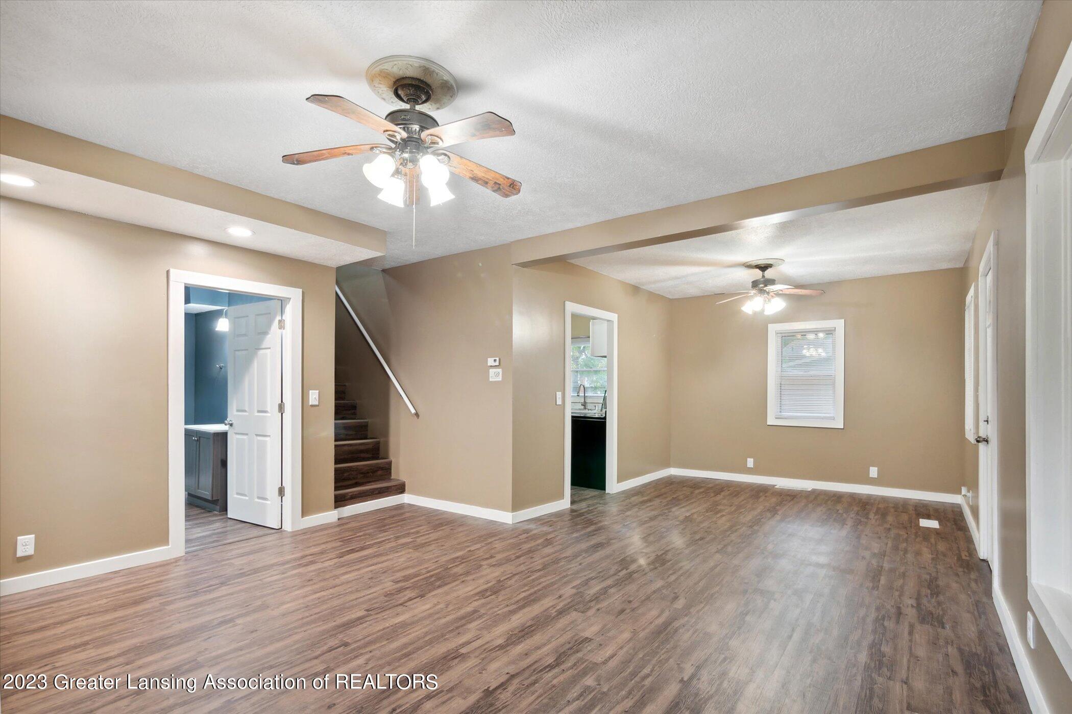 322 Maple Street Charlotte, MI 48813 - Photo 9 of 44 09-322-Maple-St-Charlotte-MI-48813-Windo