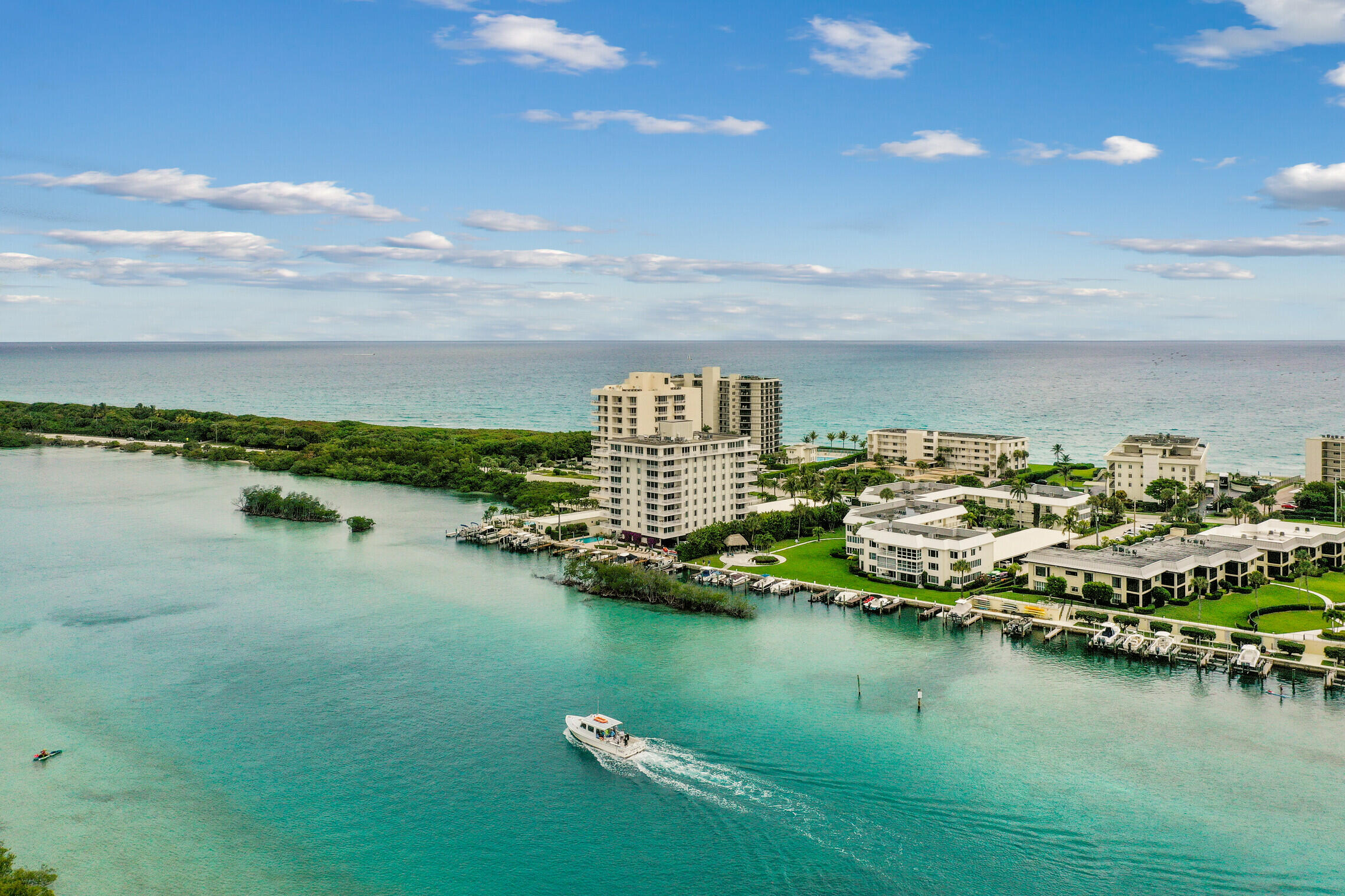 325 South Beach Road, Unit 102 Jupiter, FL 33469 - Photo 25 of 29 26_DJI_0730_mls