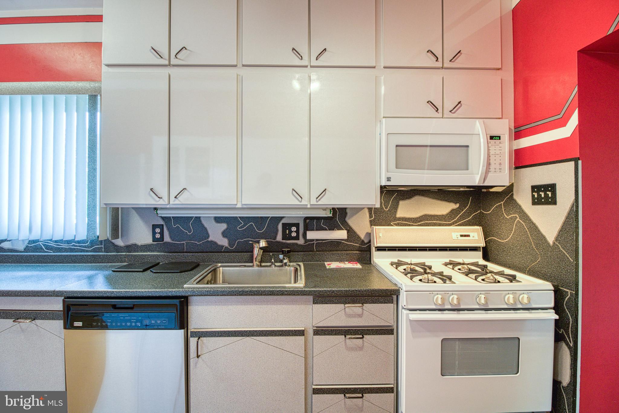 2414 Sylvale Road Baltimore, MD 21209 - Photo 18 of 64 Gallery Image 18