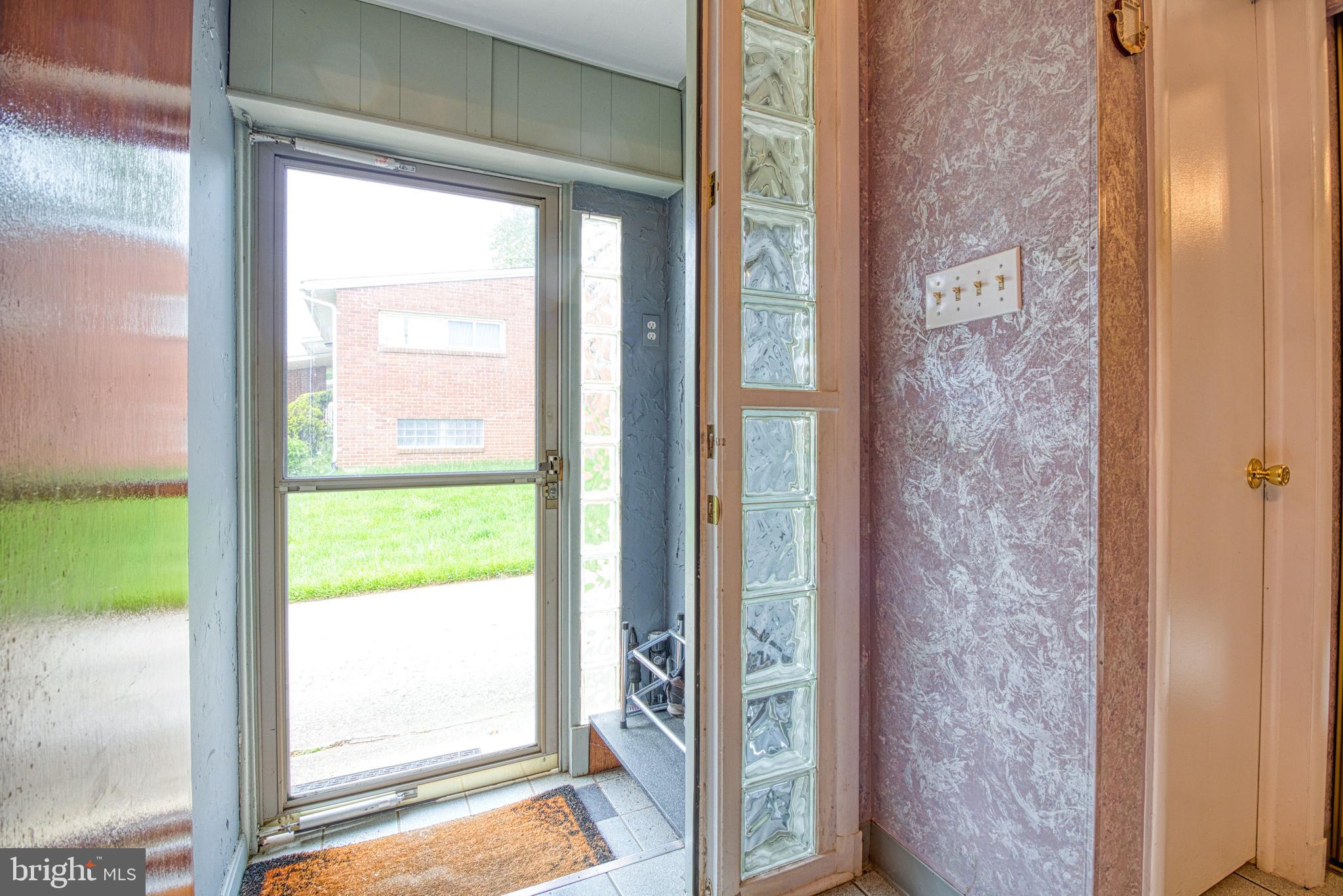 2414 Sylvale Road Baltimore, MD 21209 - Photo 6 of 64 Gallery Image 6