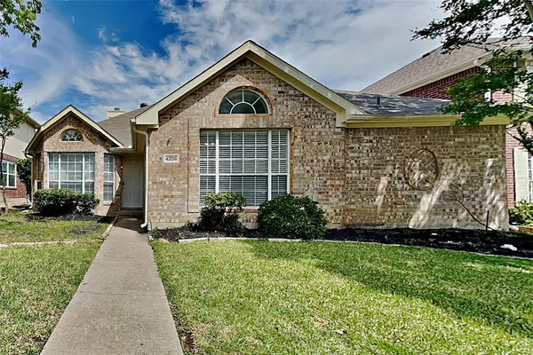 $2,295 | 4206 Buena Vista Lane, McKinney, TX 75070