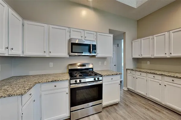 $2,295 | 4206 Buena Vista Lane, McKinney, TX 75070