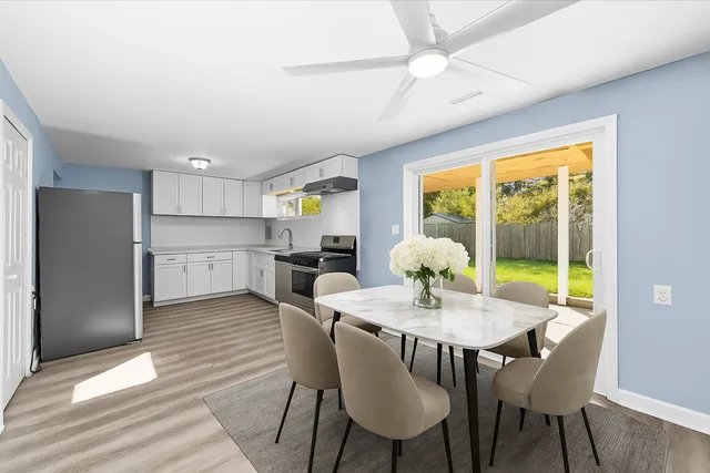 $2,300 | 1331 Highland Avenue, Lockport, IL 60441