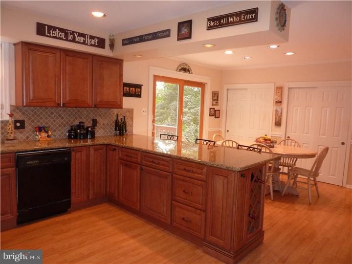 260 Sycamore Mills Road Media, PA 19063 - Photo 7 of 25 Kitchen