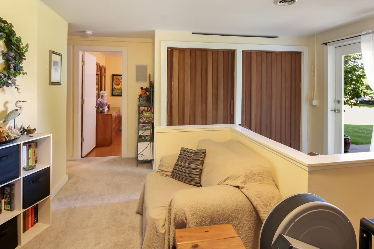 13669 Bluff Road Traverse City, MI 49686 - Photo 31 of 40 1879368-30.JPG