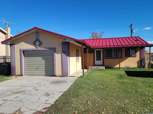 $240,000 | 387 North Conant Avenue, Burley, ID 83318