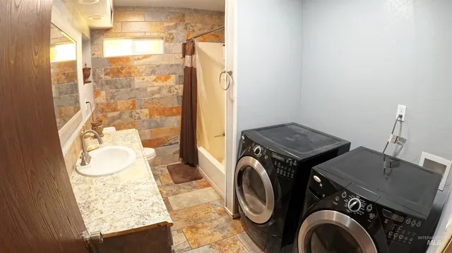 $240,000 | 387 North Conant Avenue, Burley, ID 83318