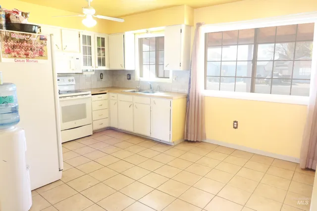 $240,000 | 387 North Conant Avenue, Burley, ID 83318