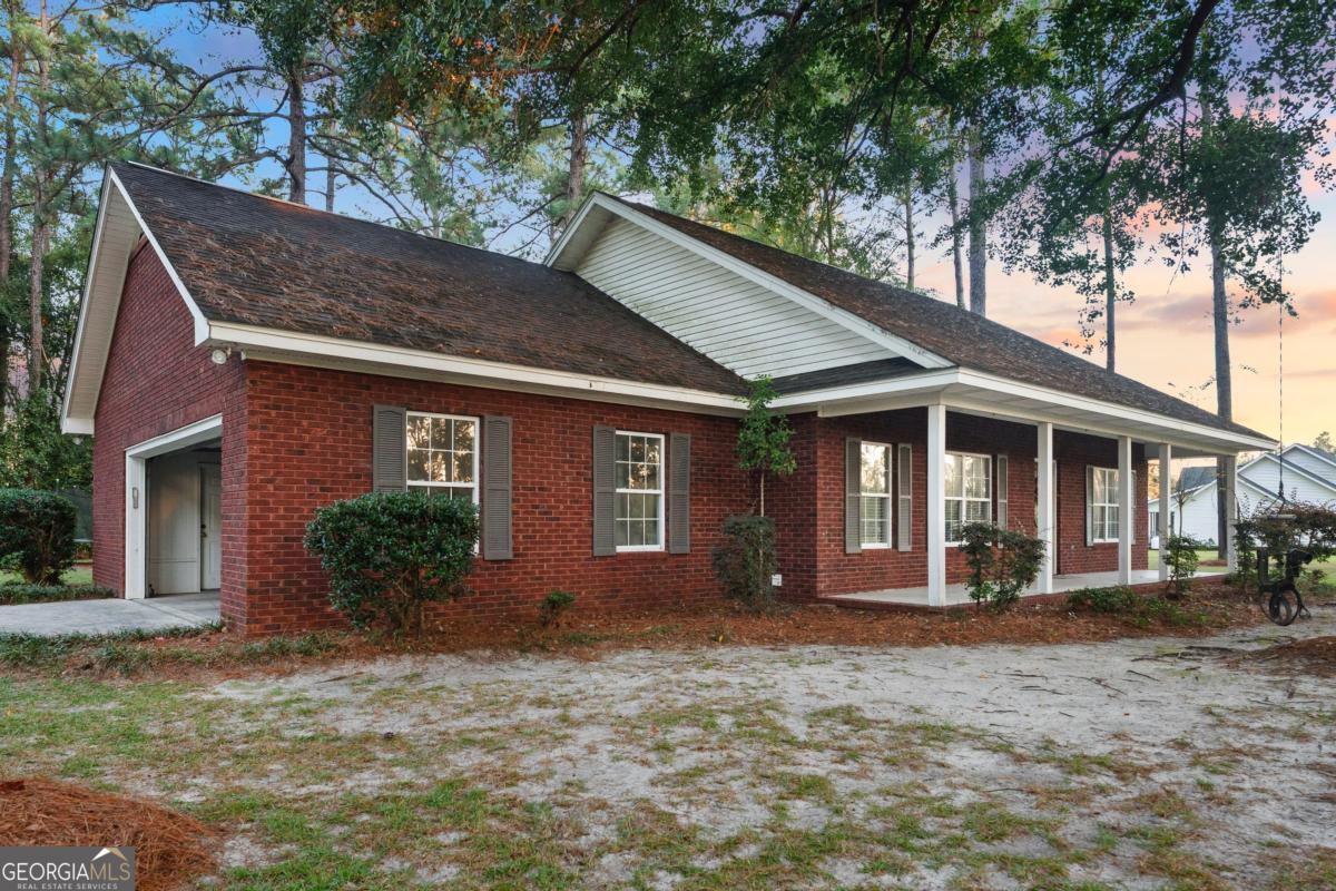 2784 Autumn Ridge Lane Waycross, GA 31501 - Photo 5 of 27