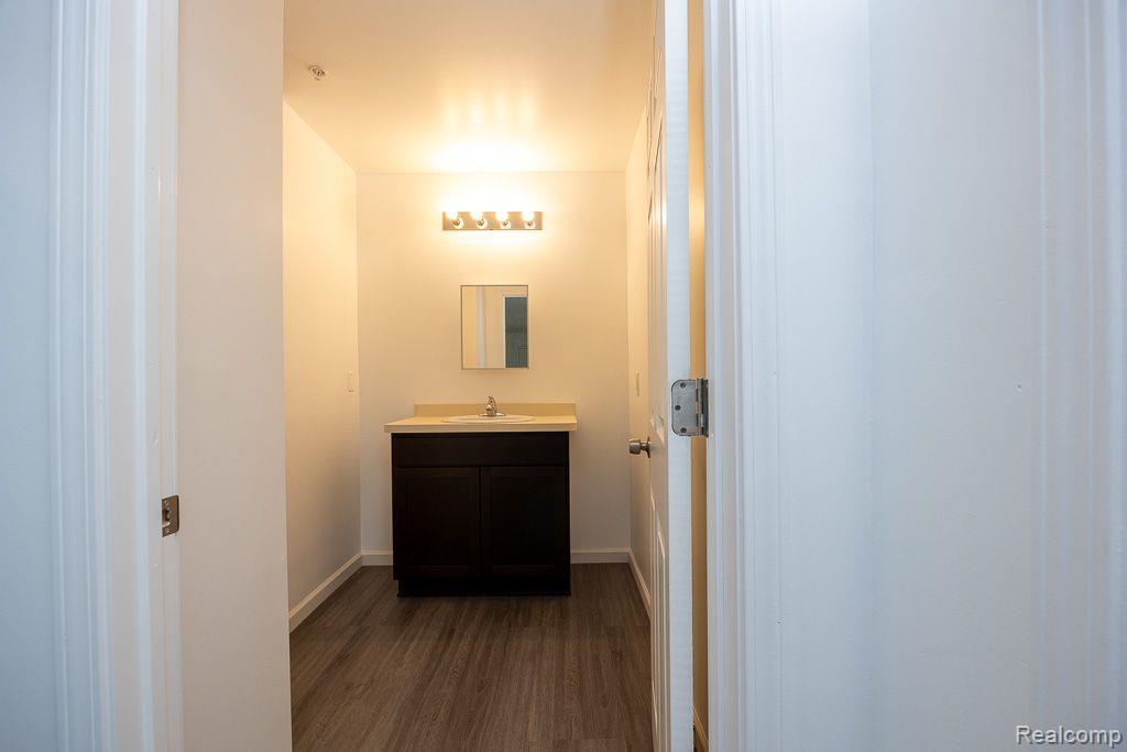 35410 Van Born Road, Unit 305 Wayne, MI 48184 - Photo 26 of 39