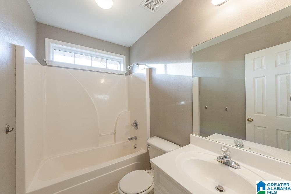 229 Silverstone Lane Alabaster, AL 35007 - Photo 17 of 28