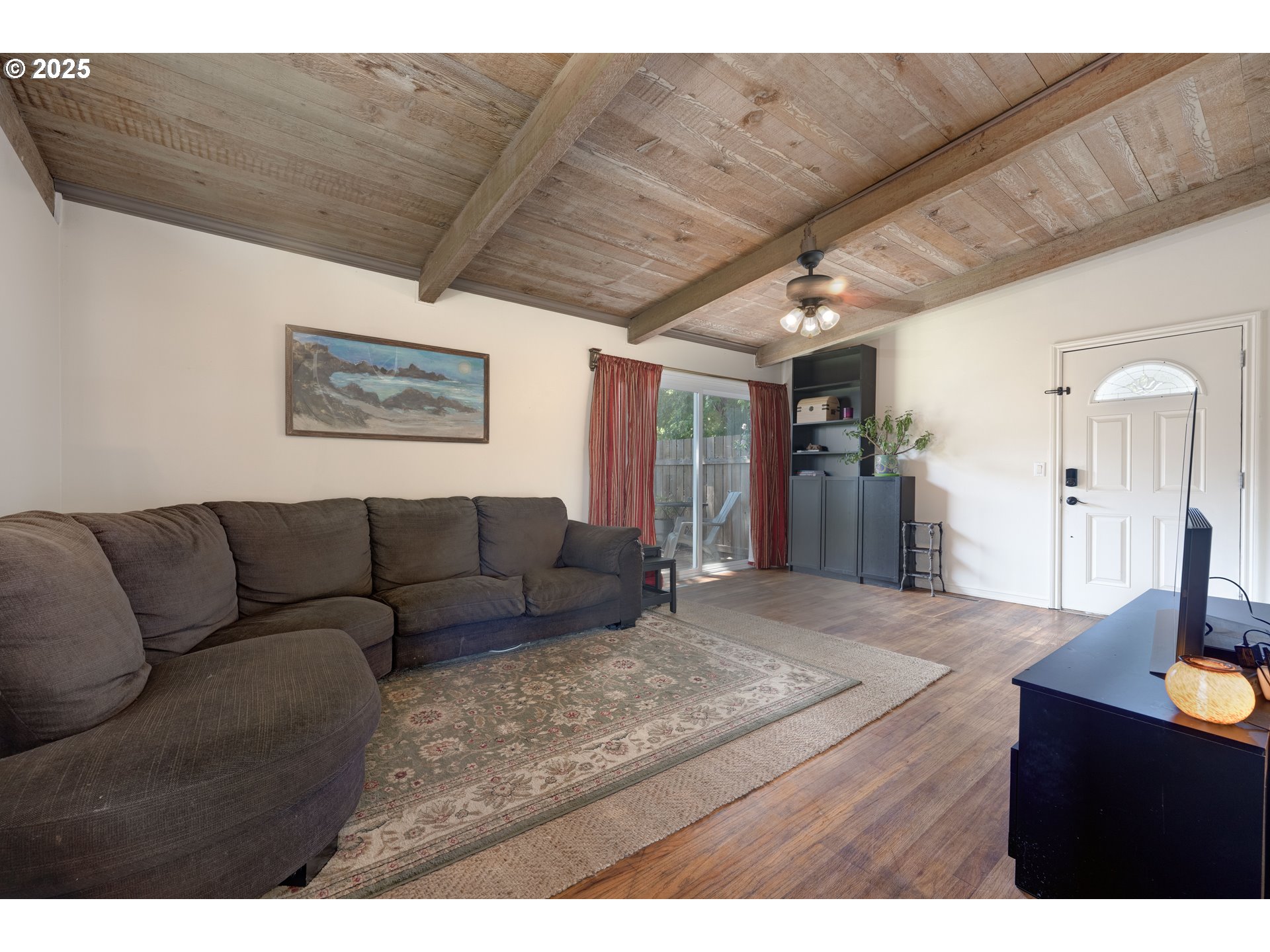 5370 Southwest Washington Avenue Beaverton, OR 97005 - Photo 4 of 25 Gallery Image 4