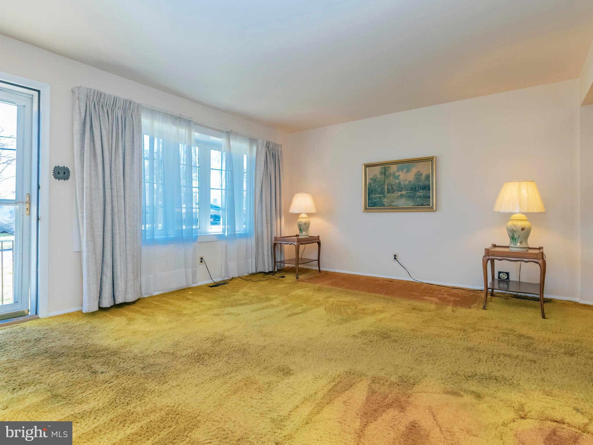 1038 Pross Road Lansdale, PA 19446 - Photo 5 of 22 Gallery Image 5