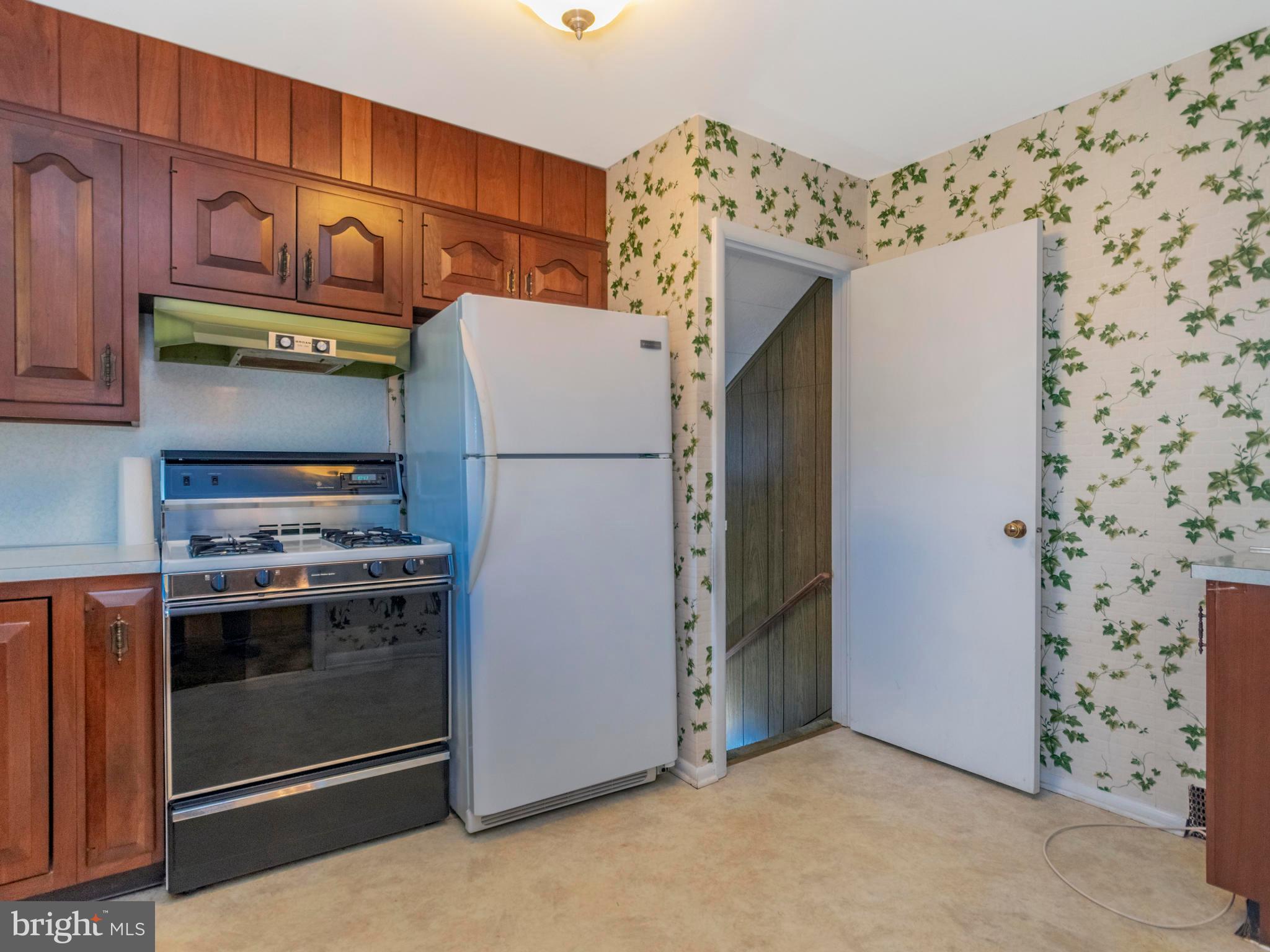 1038 Pross Road Lansdale, PA 19446 - Photo 8 of 22 Gallery Image 8