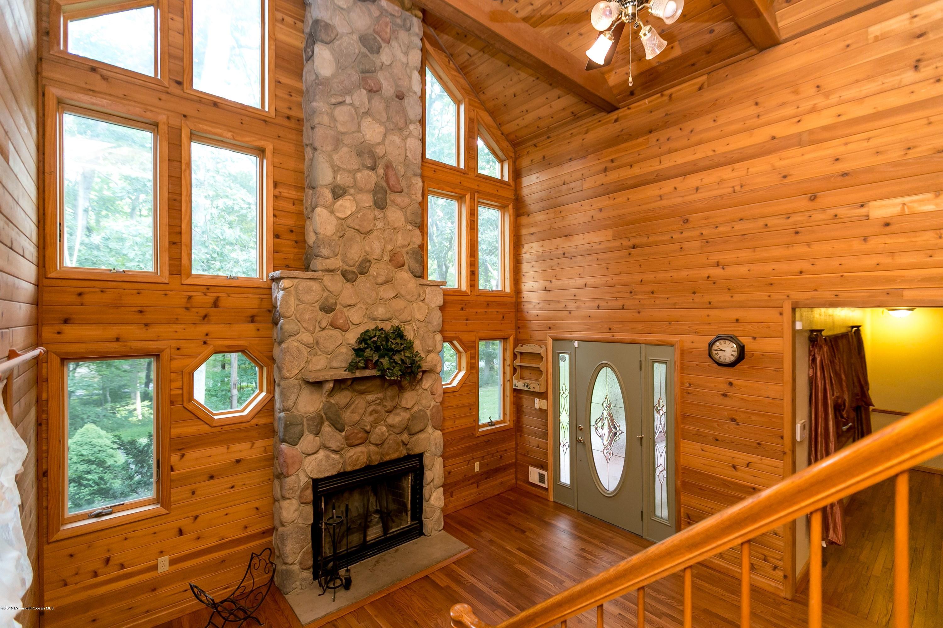 757 Green Valley Road Jackson, NJ 08527 - Photo 4 of 25 Great Room