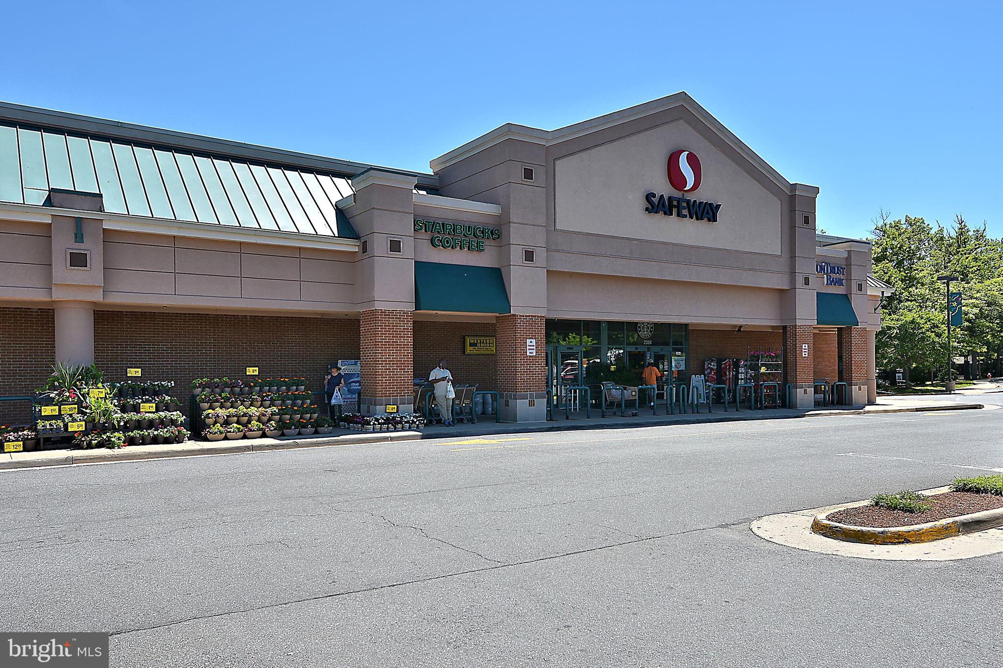 2203 Hunter's Run Drive Reston, VA 20191 - Photo 45 of 48 a front view of a building with street