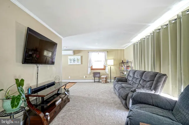 $340,000 | 101 Giammarino Avenue, Gibbstown, NJ 08027