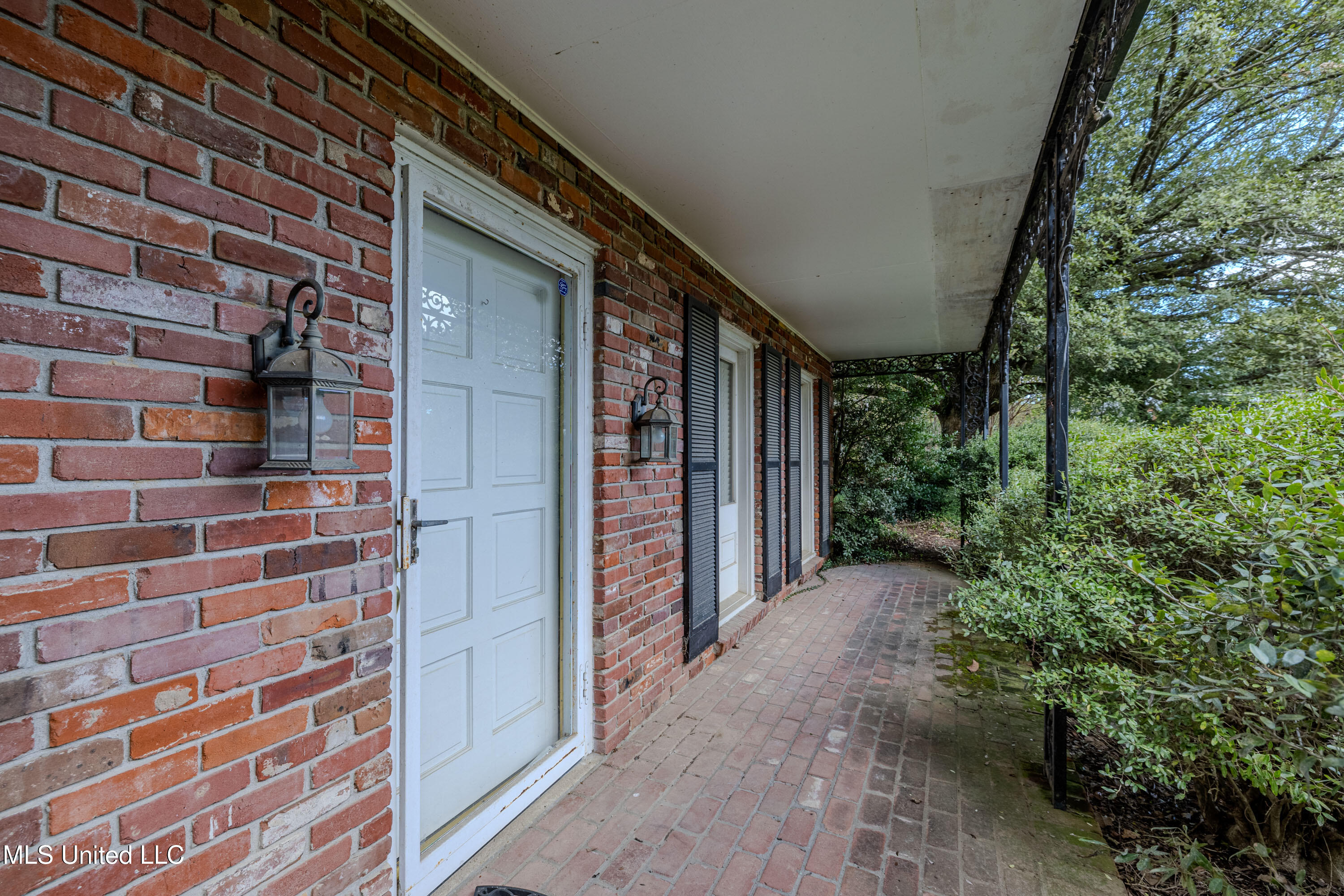 1411 Memorial Drive Boyle, MS 38730 - Photo 2 of 54 memorial drive-33