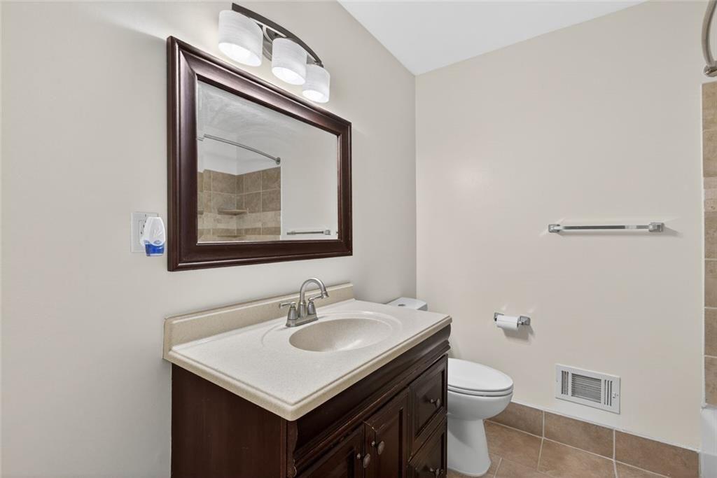 3954 Honeysuckle Lane Conley, GA 30288 - Photo 6 of 44