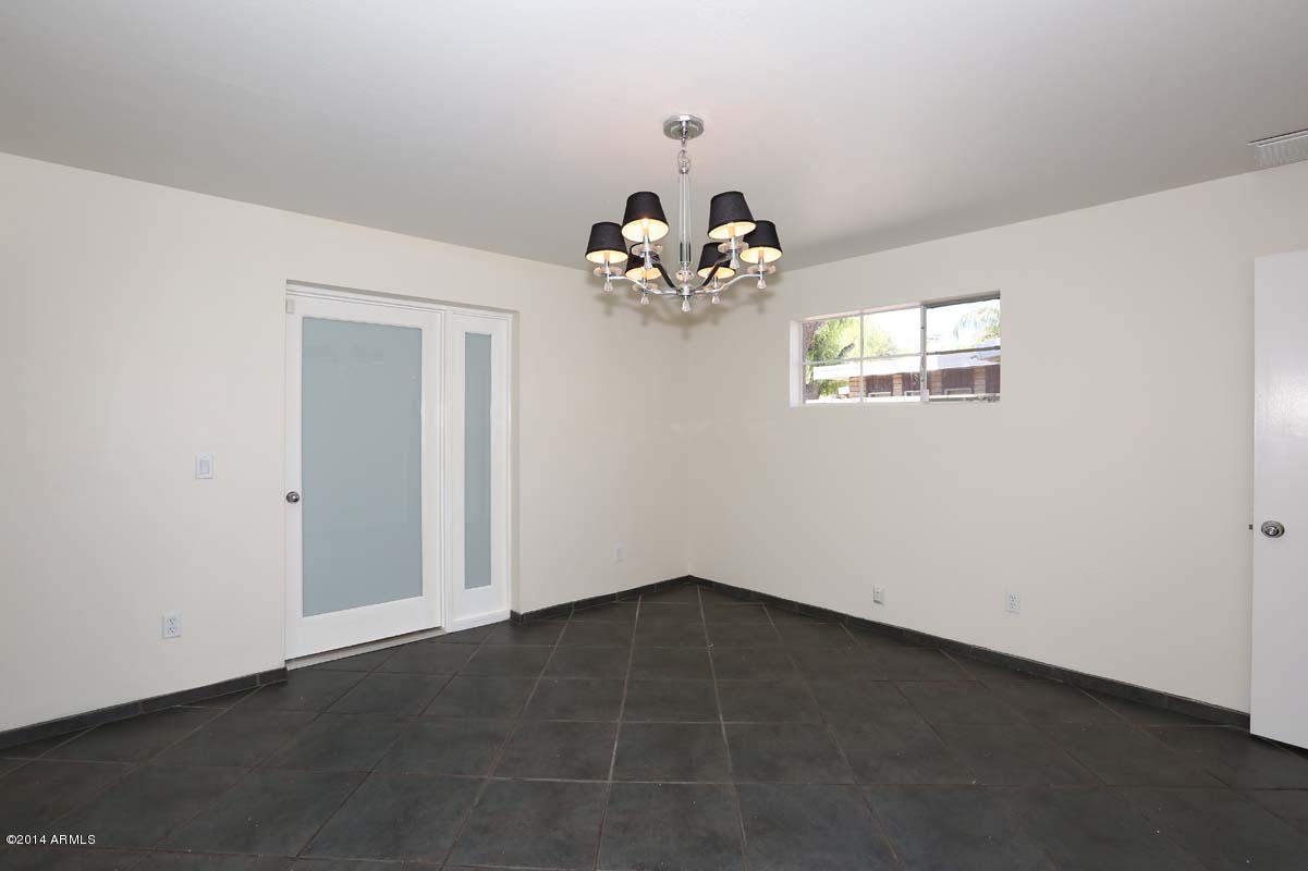 443 West Cheery Lynn Road Phoenix, AZ 85013 - Photo 10 of 20 Master Bedroom
