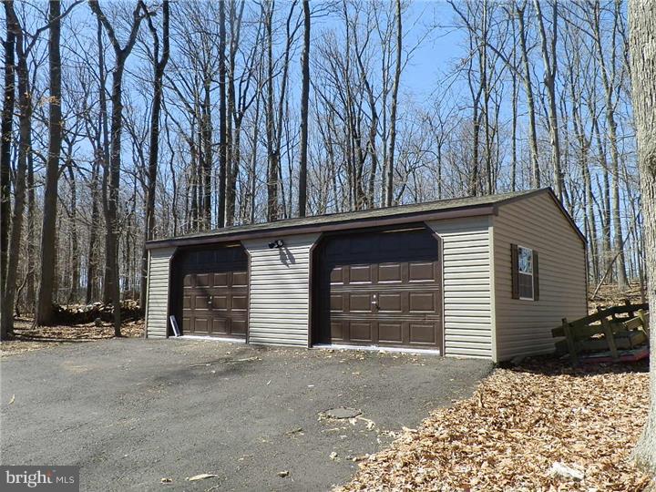 1224 Township Line Road Chalfont, PA 18914 - Photo 22 of 25 Garage