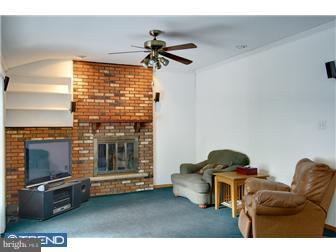 150 Conrow Road Delran, NJ 08075 - Photo 3 of 17 Family Room
