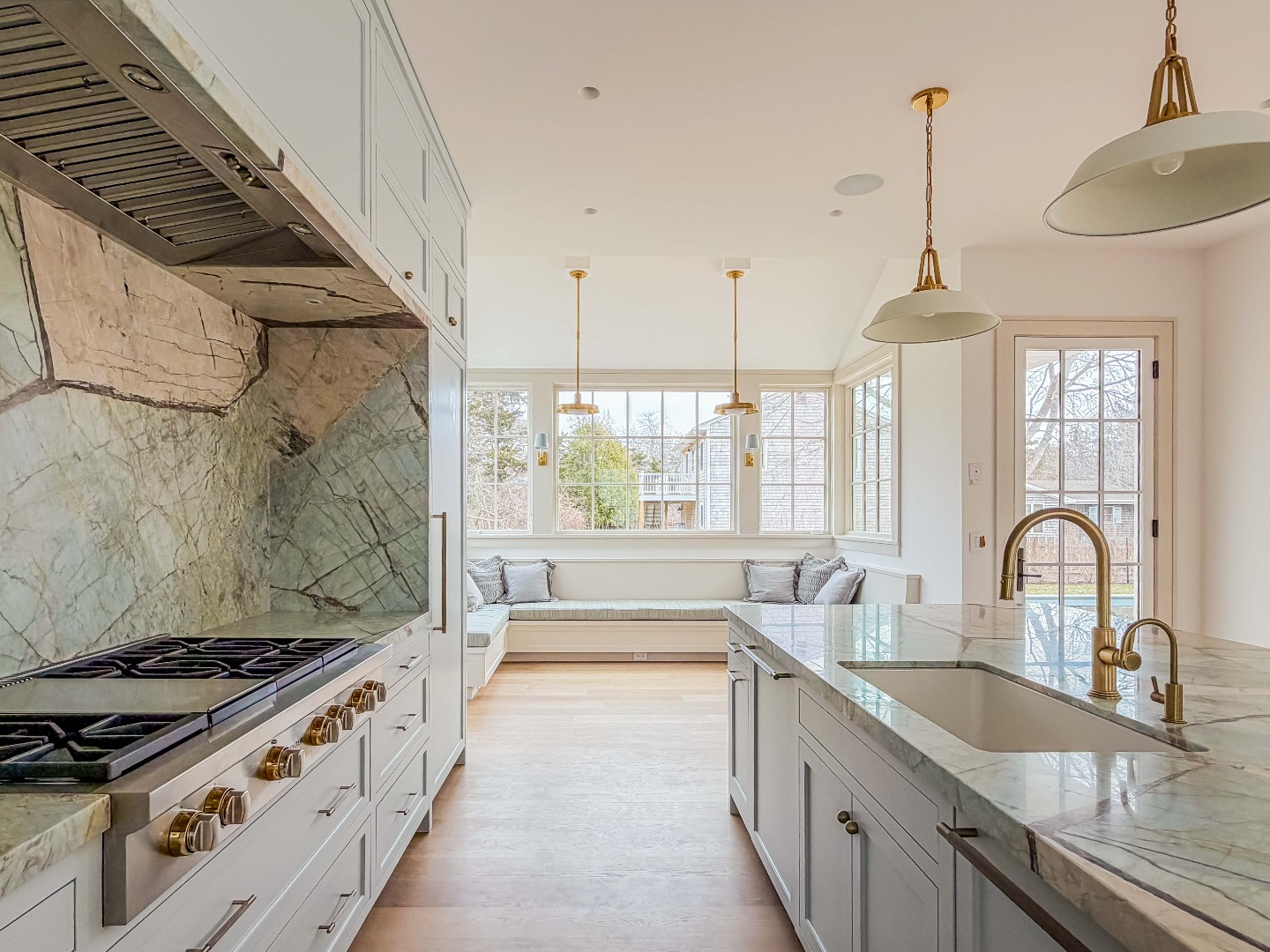 2 Lexington Avenue Edgartown, MA 02539 - Photo 18 of 41