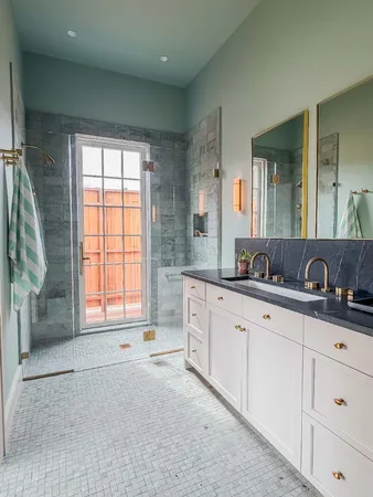$7,950,000 | 2 Lexington Avenue, Edgartown, MA 02539