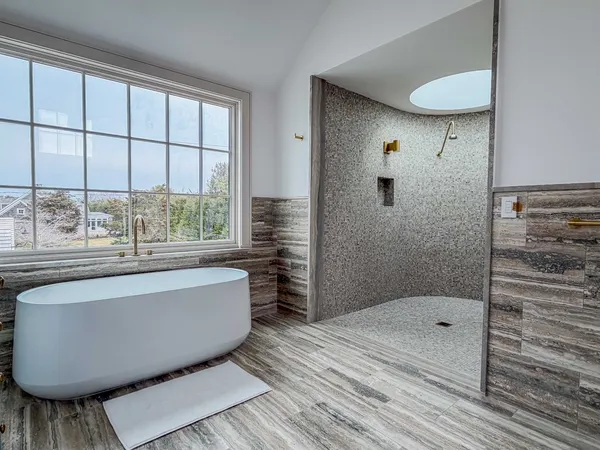 $7,950,000 | 2 Lexington Avenue, Edgartown, MA 02539