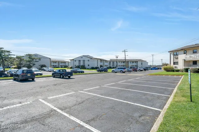 a sign that is on the side of the road