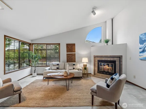 $720,000 | 14300 Trillium Boulevard Southeast, Unit 8, Mill Creek, WA 98012