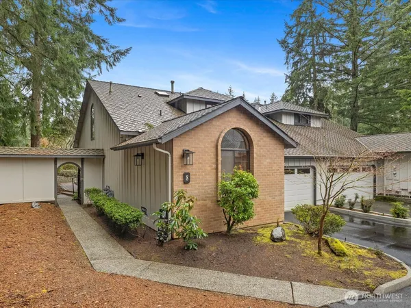 $720,000 | 14300 Trillium Boulevard Southeast, Unit 8, Mill Creek, WA 98012