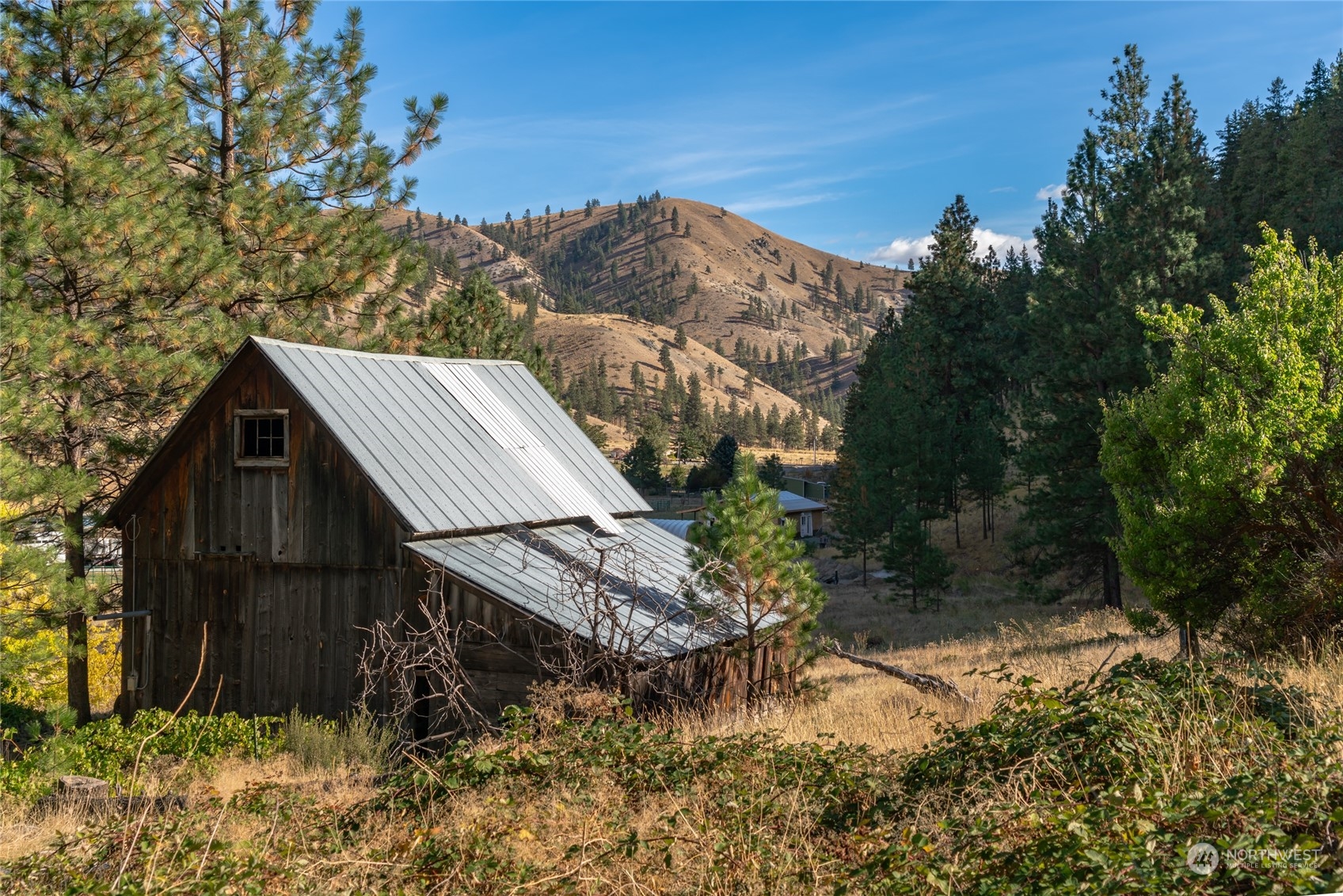 6500 Navarre Coulee Road Chelan, WA 98816 - Photo 11 of 19 Gallery Image 11