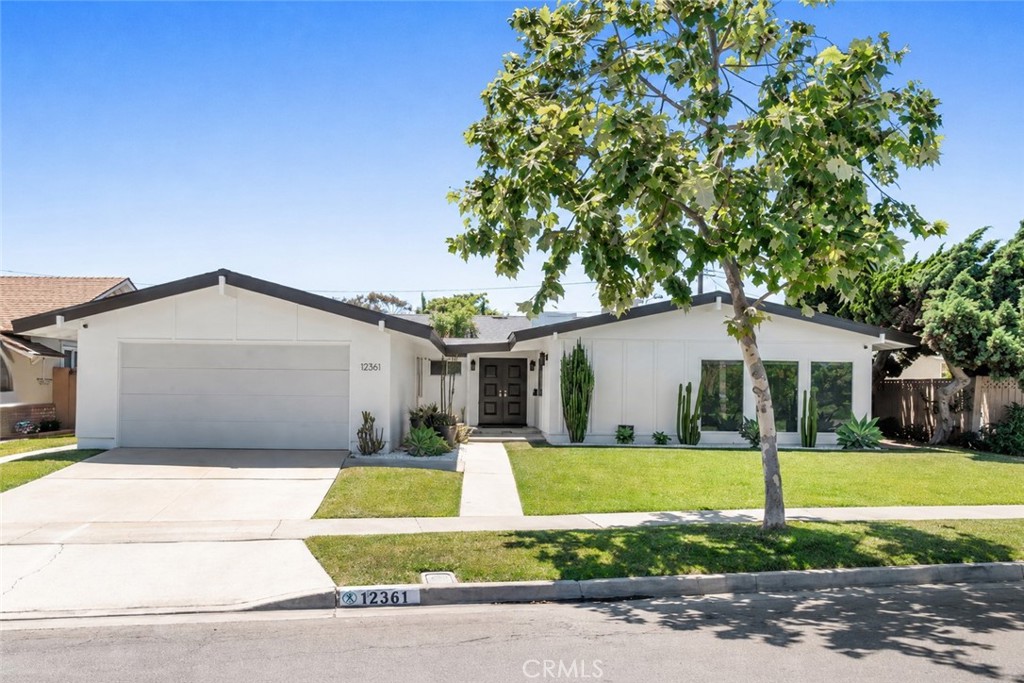 12361 Wembley Road Rossmoor, CA 90720 - Photo 1 of 45