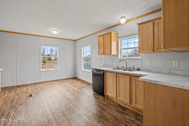 $249,900 | 131 Moosetrail Lane, Powell, TN 37849