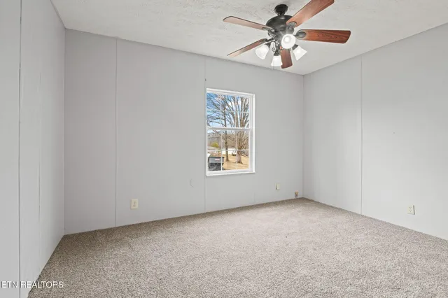 $249,900 | 131 Moosetrail Lane, Powell, TN 37849